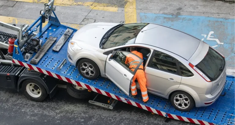 How Does Roadside Assistance Work with a Rental Car? Coverage and What to Do in an Emergency
